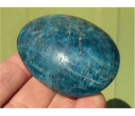 Apatiet blauw handsteen