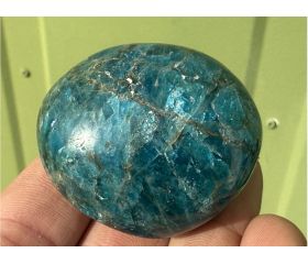 Apatiet blauw handsteen