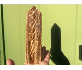 Aragoniet obelisk uit Madagaskar