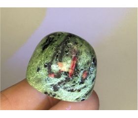 Robijn in Zoïsiet met Tschermakiet - Anyoliet -Tanganyika artstone
