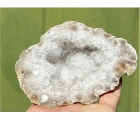 Bergkristal Geode aangepolijst