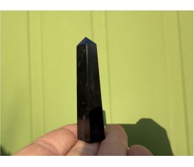 Shungiet - Shungite obelisk