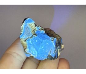 Amber - Blauwe Barnsteen uit Indonesië half gepolijst
