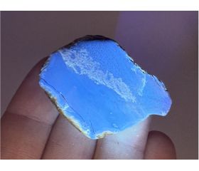 Amber - Blauwe Barnsteen uit Indonesië half gepolijst
