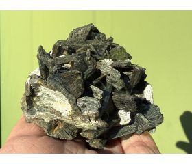 Actinoliet Orthoclaas cluster