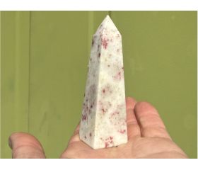 Cinnaber in kwarts - Cinnabariet obelisk 