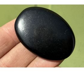 Shungiet - Shungite handsteen palmsteen legger
