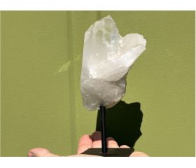 Bergkristal op standaard