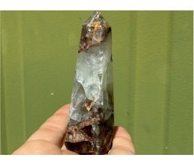 Papagoiet met Ajoiet en Chrysocolla Hematiet uit Peru obelisk